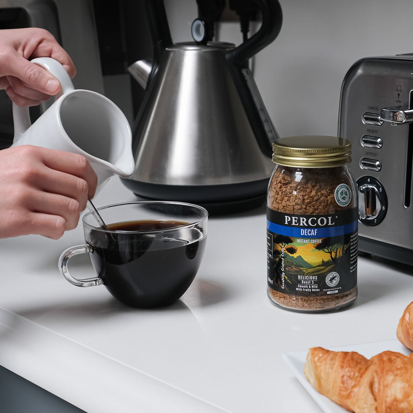 Percol Decaf Instant Coffee 100g BBE: 04/26